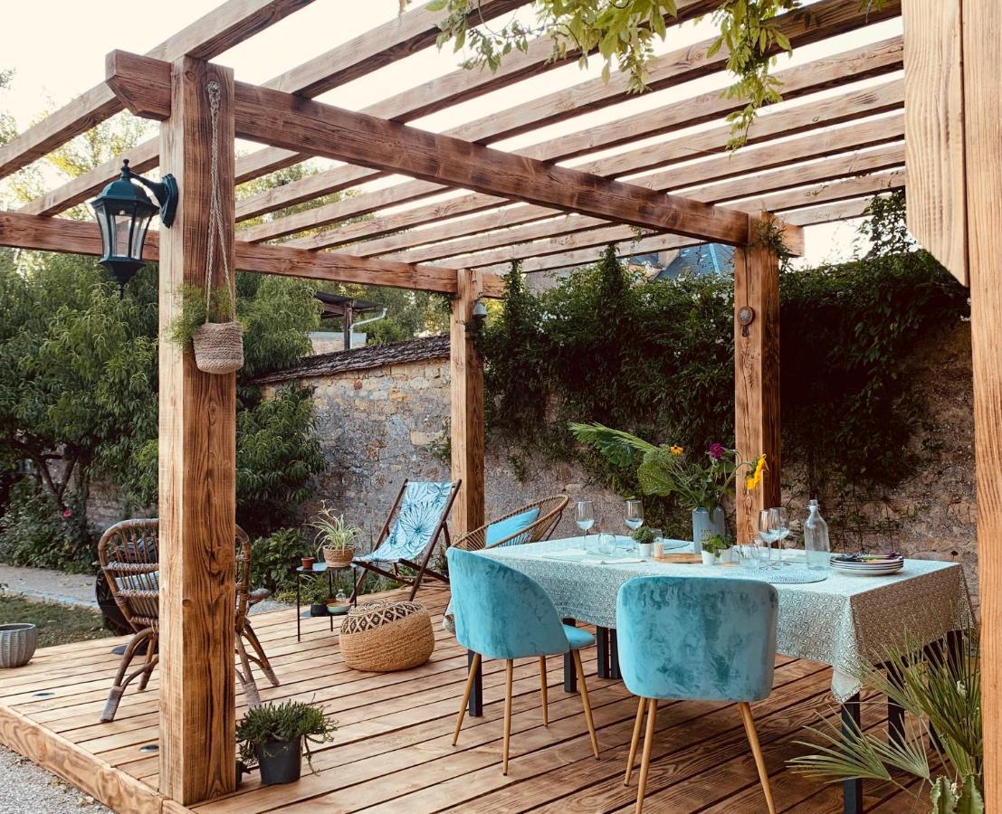 Pool House-L'Hirondelle De Sermizelles- Grand Jardin, Calme Et Nature Aux Portes Du Morvan Luaran gambar